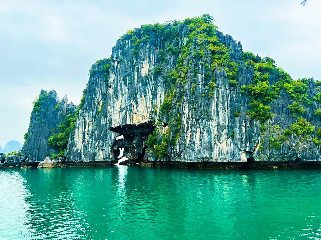 Discover why Halong Bay is Vietnam’s most romantic escape